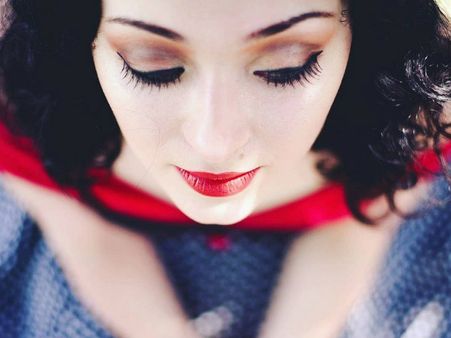 ৫. ঠোঁটের যত্নে কাজে আসে: