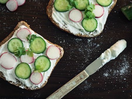 ৫. ভিটামিনের ঘাটতি দূর হয়: ৫. ভিটামিনের ঘাটতি দূর হয়: