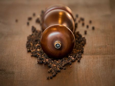 ৮. পেপটিক আলসারের মতো রোগের চিকিৎসায় কাজে আসে: