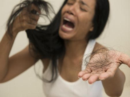 ১. চুল পড়ার হার কমে: