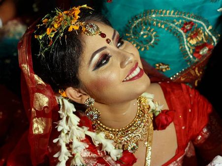 ১. পার্বতী ধেয়ানা স্লোক: