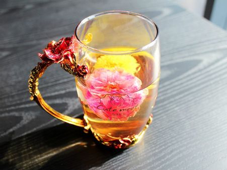 ৪. গোলাপ চা: