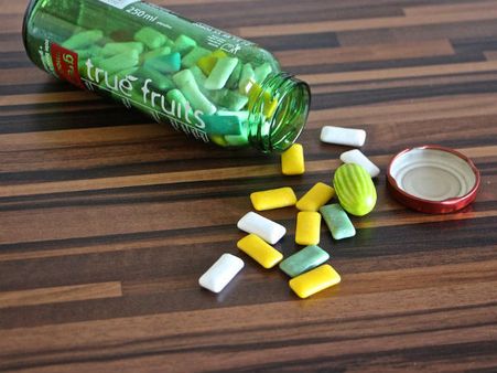 ৪. চুইং গাম: