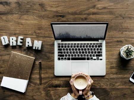 ৪. বৃহষ্পতিবার: