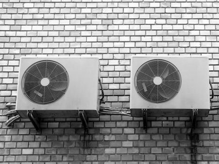 ৭. এসি এবং ফ্রিজ: