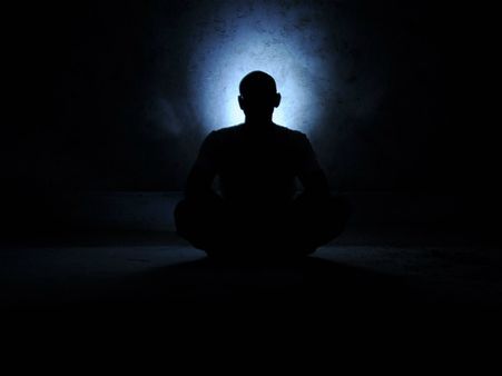 ৮. গায়ত্রী মন্ত্র: