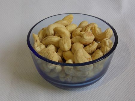 ৯. ব্লাড প্রেসার নিয়ন্ত্রণে থাকে: