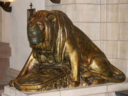 ৩. সামাজিক সম্মান বৃদ্ধি পাবে: