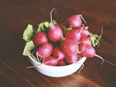 ৫. শরীরকে বিষমুক্ত করে: