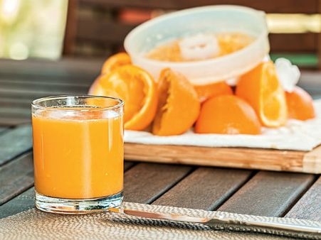 ৬. কমলা লেবুর রস: