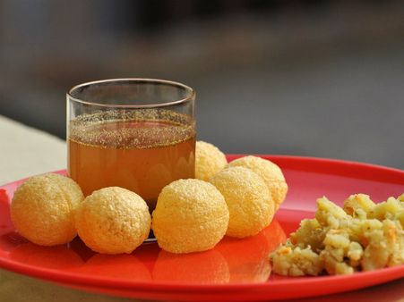 ৬. ফুচকা: