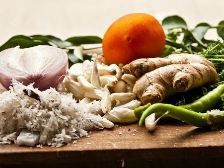 ৭. আদা এবং রসুনের পেস্ট: