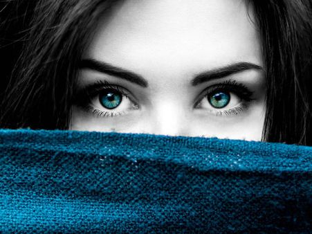 ৩. দৃষ্টিশক্তি কমে যায়: