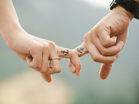 ৮. বৈবাহিক জীবন সুখ-শান্তিতে কাটে: