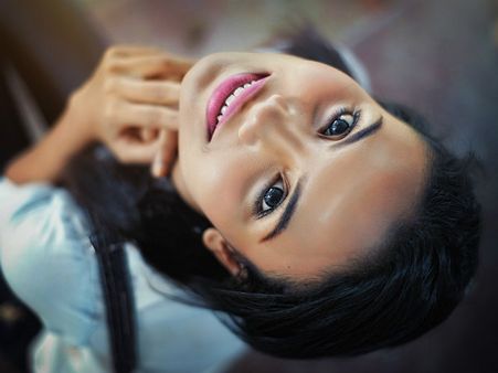 ১. ত্বক উজ্জ্বল হয়ে উঠবে: