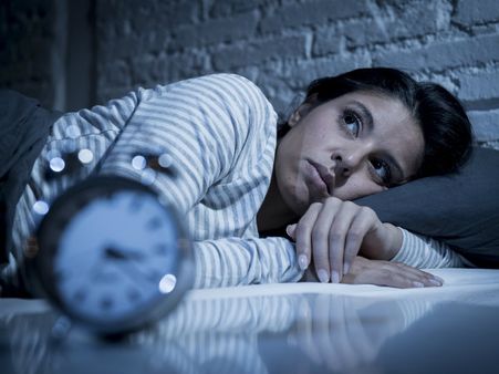 ২. অনিদ্রার সমস্যা দূর হয়: