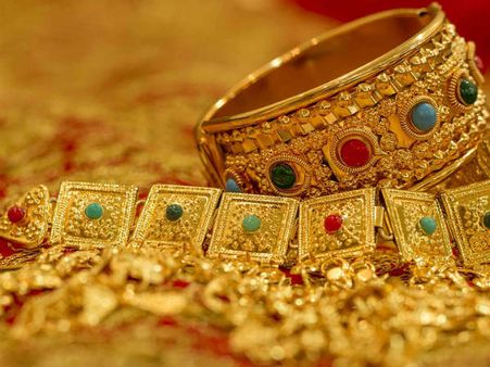 ৪. গুড লাক রোজের সঙ্গী হয়ে ওঠে: