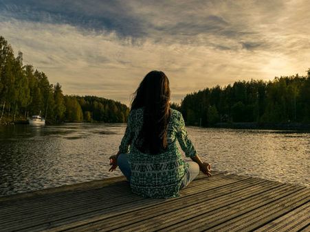 ৪. ওম মন্ত্র: