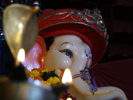 ৫. ইভিল স্পিরিটকে দূরে রাখে: