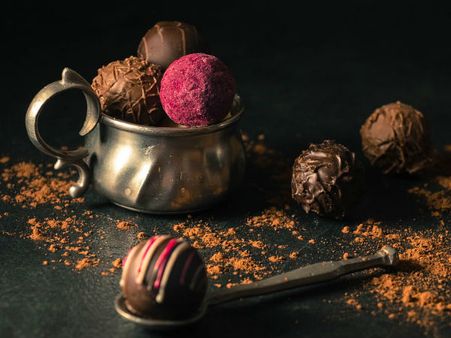 ৭. রক্তচাপ এবং ব্লাড সুগার নিয়ন্ত্রণে চলে আসে: