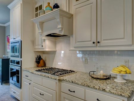 ৭. স্টোর: