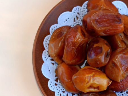 ৬. খেজুর: