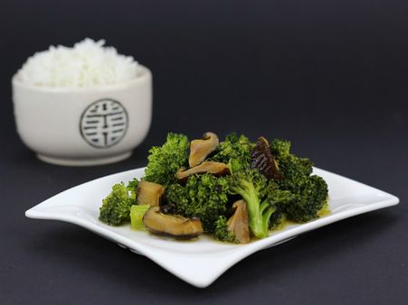 ৮. ব্রকলি: