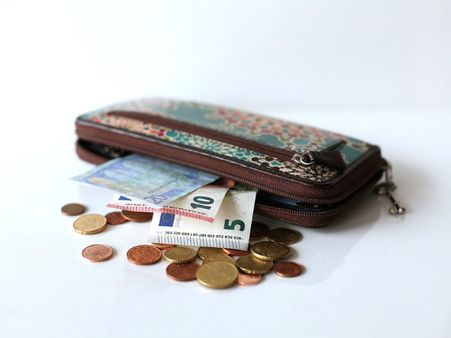 ৪. হলুদ এবং ধূসর: