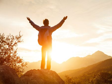 ৩. ওম সার্বেশাম সাবাস্থির ভবতু: