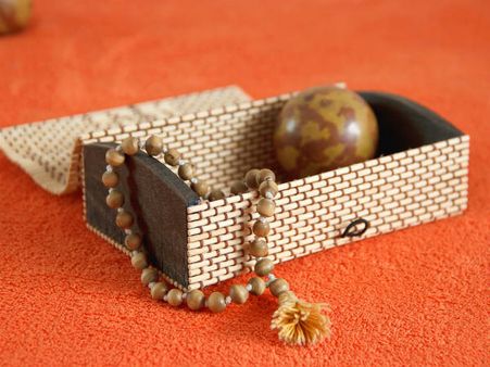 ৩. শান্তি মন্ত্র: