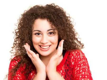 ২. ত্বকের দাগ মিলিয়ে যায়: