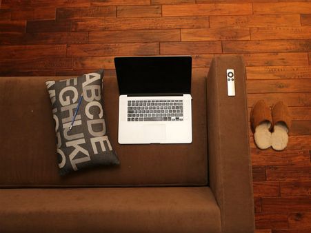 ৭. সোফা এবং চেয়ার: