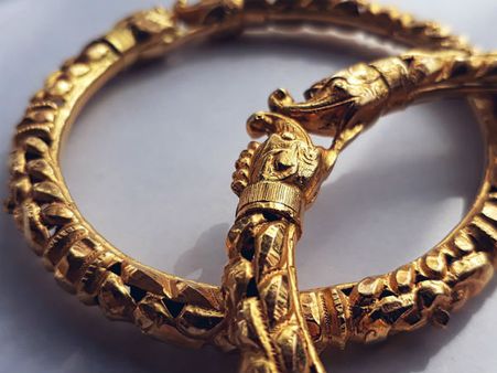 ৬. সব ধরনের সমস্যার খপ্পর থেকে মুক্তি মেলে: