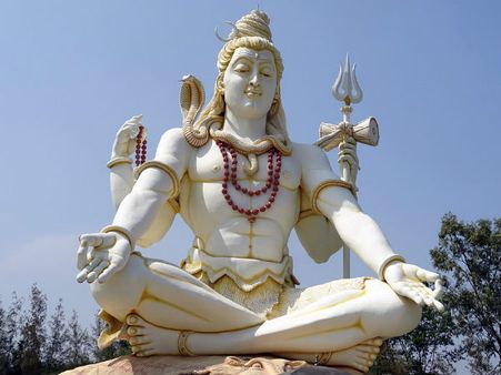 ২. দুঃখ ধারে কাছেও ঘেঁষতে পারে না: