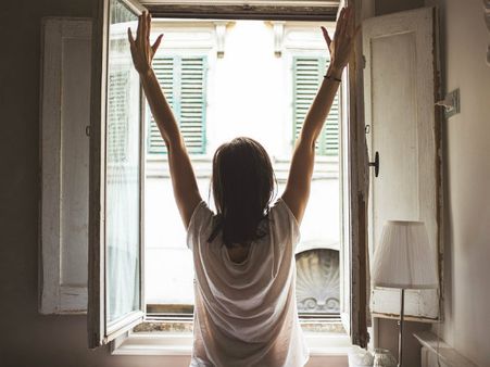 ২. পৃথিবী মায়ের নাম স্বরণ করতে হবে: