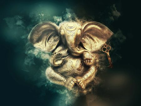 ২. ঠাকুর যেন বসে থাকেন: