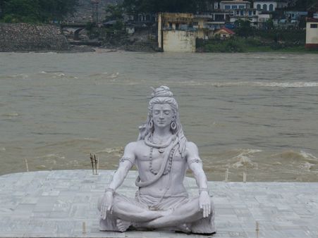 ২. দ্বিতীয় মিনিটে: