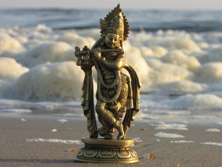 পুজোর সময় যে মন্ত্রটি পাঠ করা জরুরি: