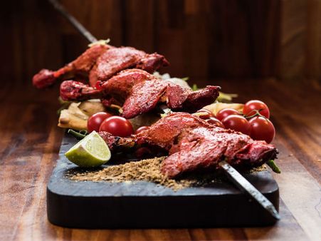 ৫. একাদশি এবং অমাবস্যার সময় আমিষ খাবার নৈব নৈব চ: