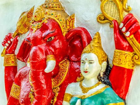 ৭. মনের মতো চাকরি পাওয়ার স্বপ্ন পূরণ হয়: