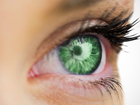 ২. দৃষ্টি শক্তির উন্নতি ঘটে: