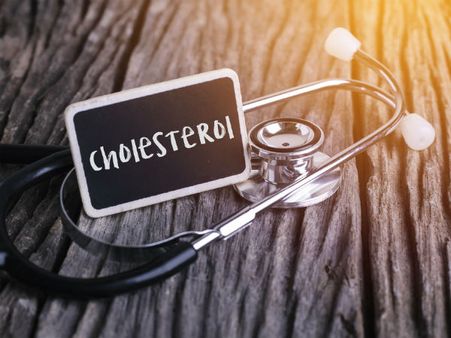 ১. শরীরে খারাপ কোলেস্টেরলের মাত্রা কমে: