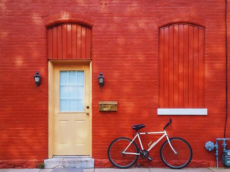 ১২. বাড়ির বাইরের রং: