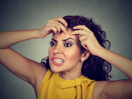 ১৪. ব্রণর চিকিৎসায় কাজে আসে: