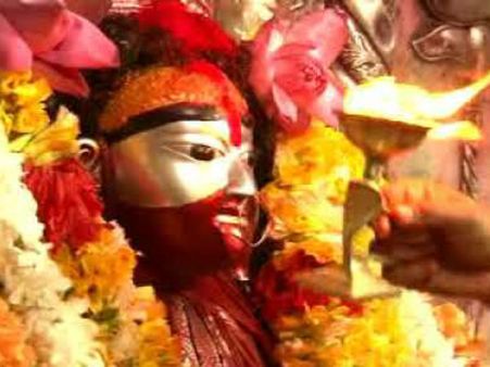 ৫. বৃহস্পতি গ্রহের দোষ কেটে যায়: