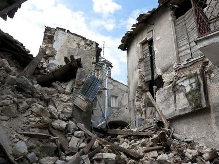 ৬. ধ্বংস হবেই হবে: