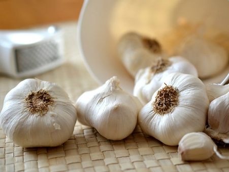 ১০. রসুন: