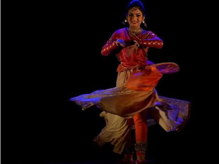 ২. ক্রিয়েটিভ কাজে দারুন উন্নতি মেলে: