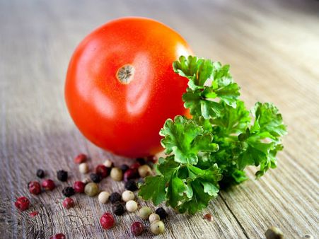 ৩. ক্যান্সারের মতো মারণ রোগ দূরে থাকে: