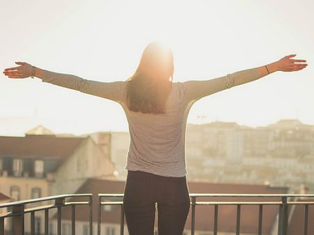 ৫. ব্যালকনি কোথায় আছে তাও দেখে নিতে হবে: